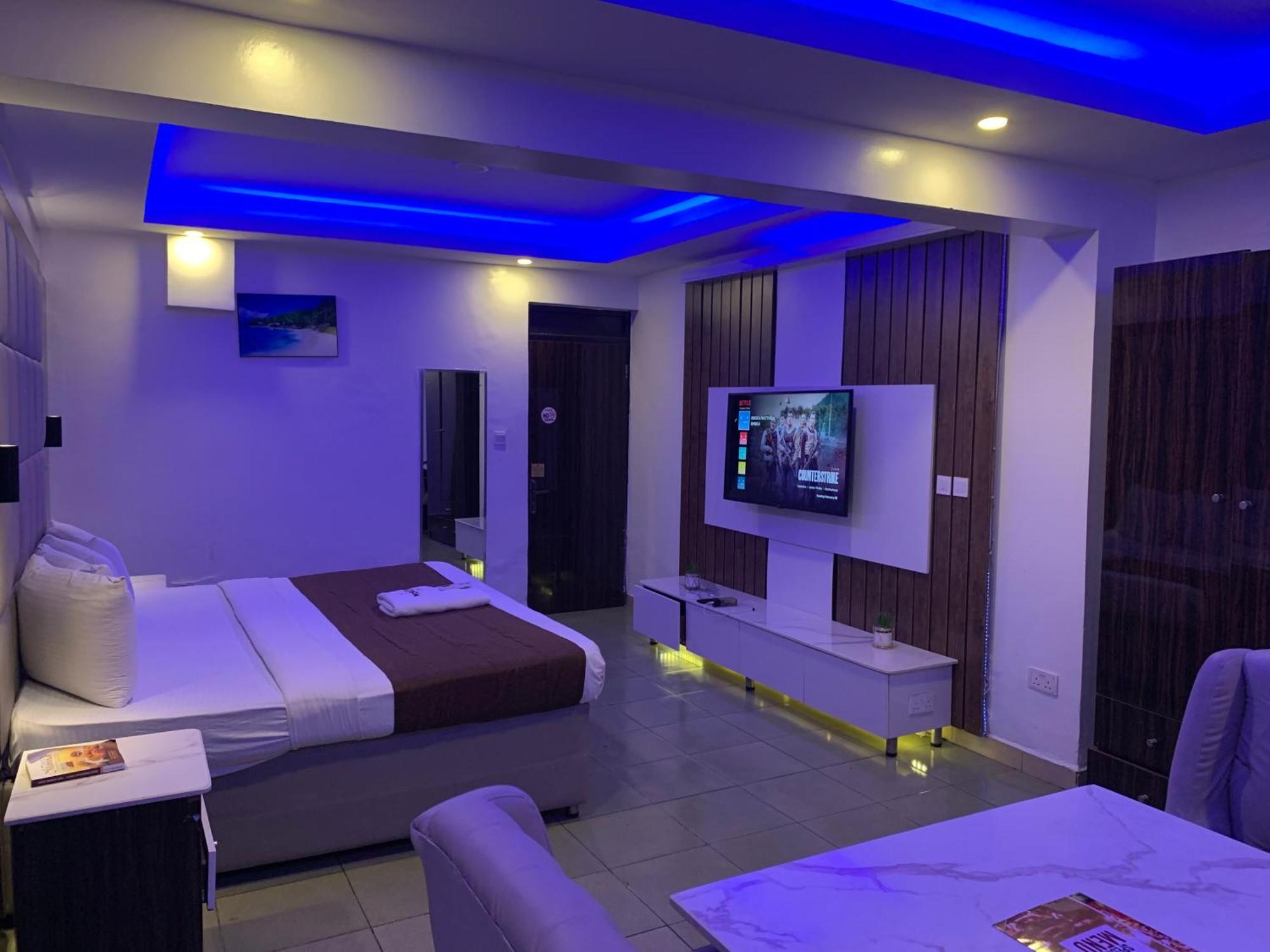 Presken Hotels @ Victoria Island Apese Esterno foto