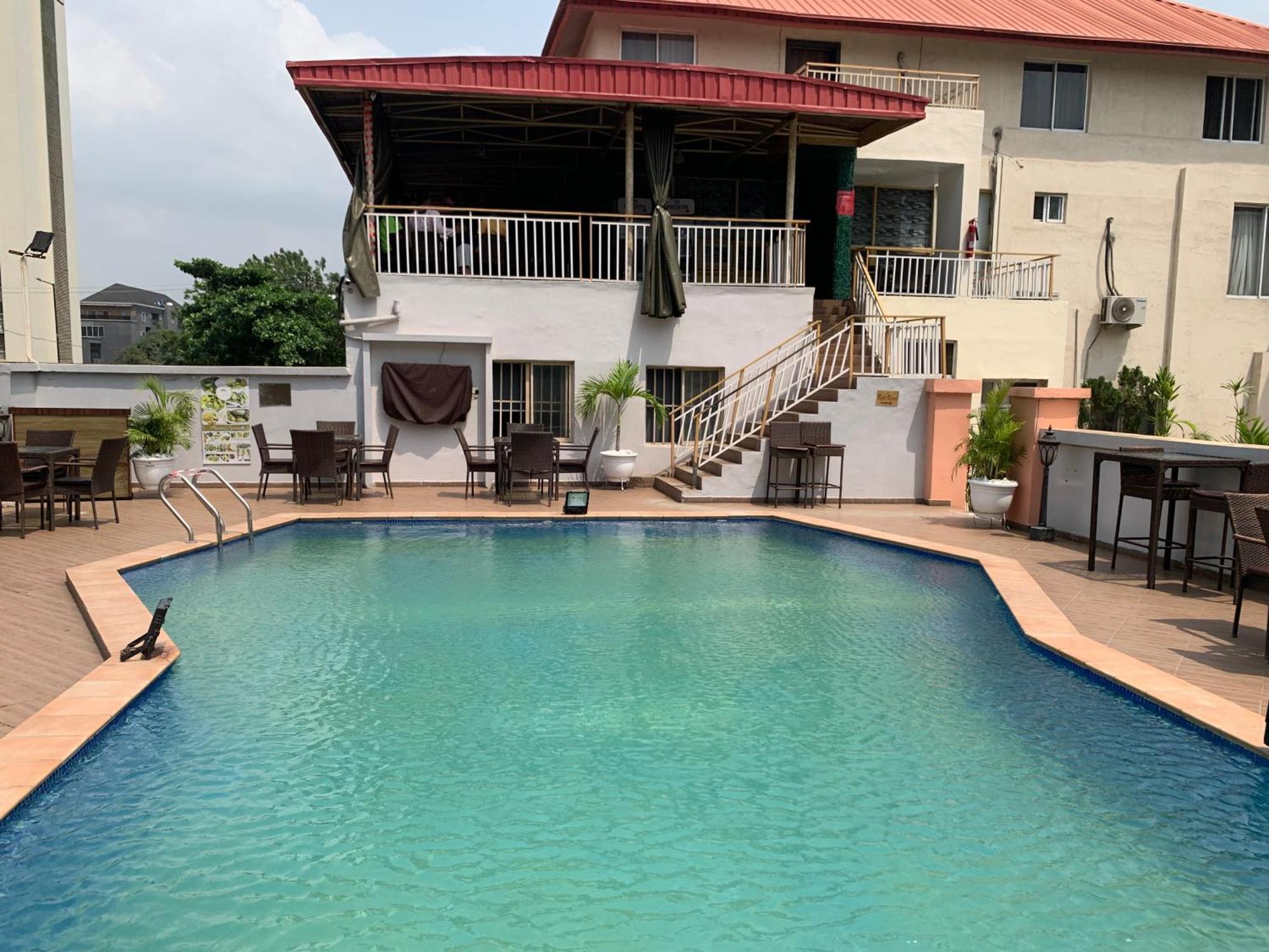 Presken Hotels @ Victoria Island Apese Esterno foto